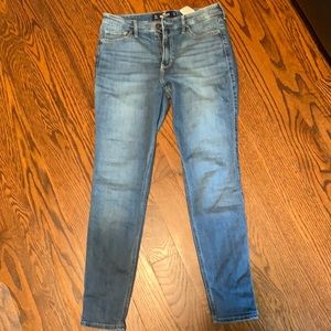 Hollister high rise super skinny jeans
